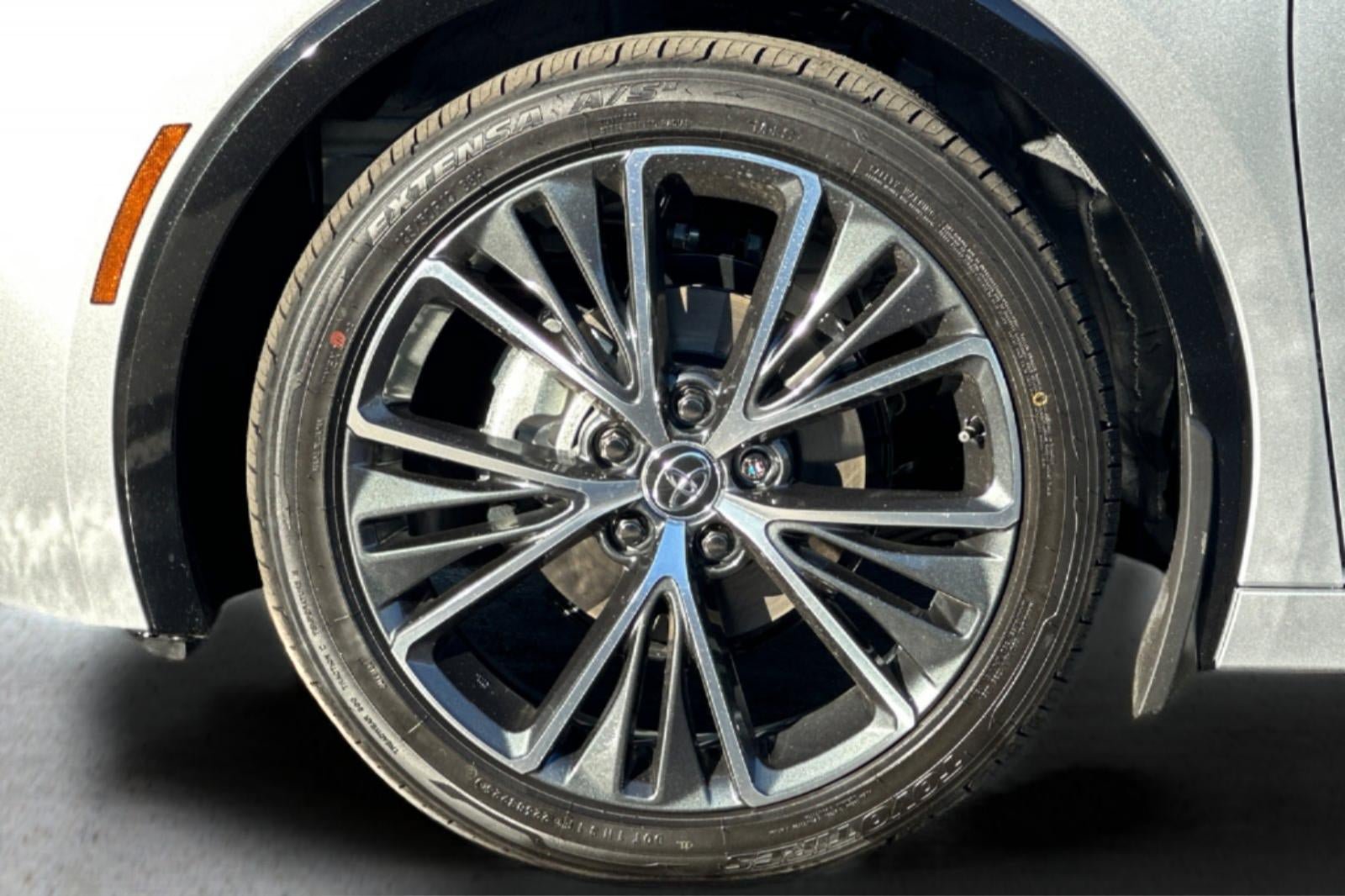 New 2026 Toyota Prius XLE FWD image 29