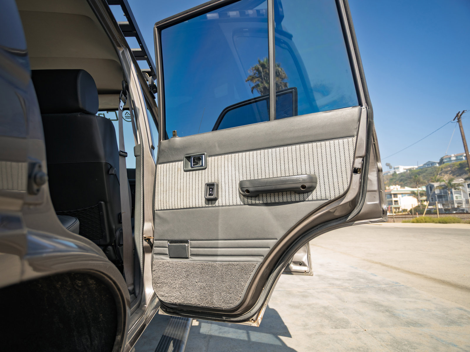 Used 1990 Toyota Land Cruiser AWD/4WD image 40