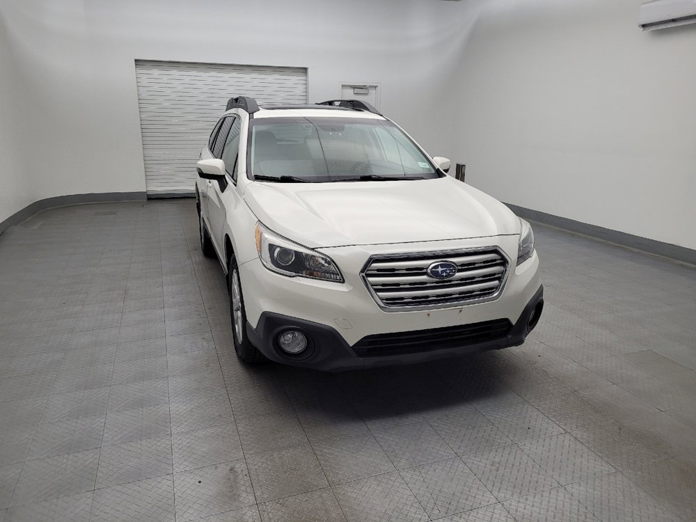 Used 2015 Subaru Outback 2.5i Premium image 14