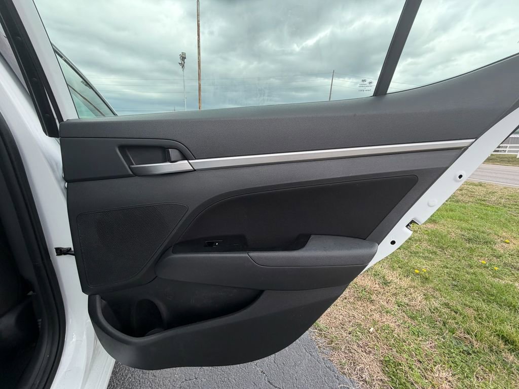 Used 2020 Hyundai Elantra SEL w/ Cargo Package (C1) image 17