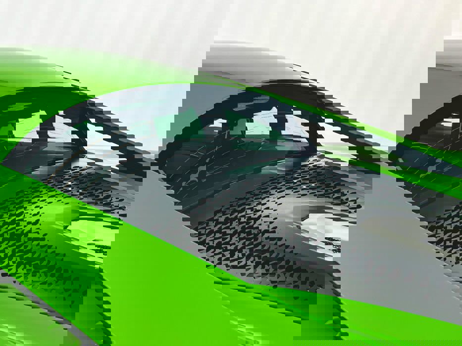 New 2025 McLaren Artura image 27