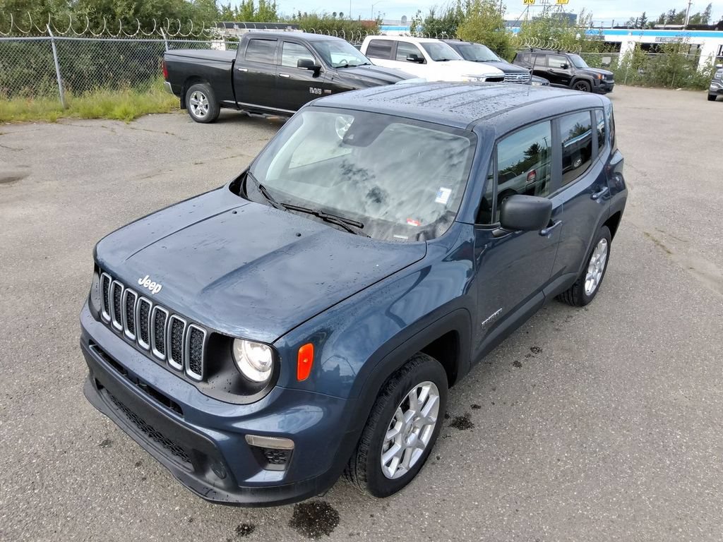 Used 2023 Jeep Renegade Latitude AWD/4WD image 1