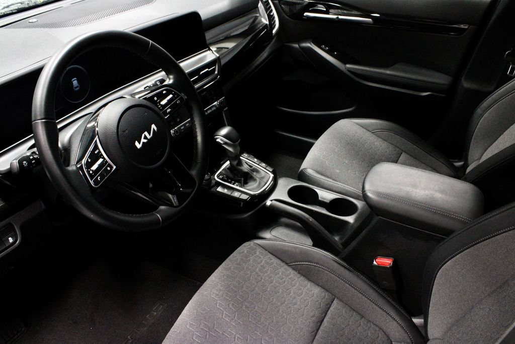 Used 2024 Kia Seltos S AWD/4WD image 24