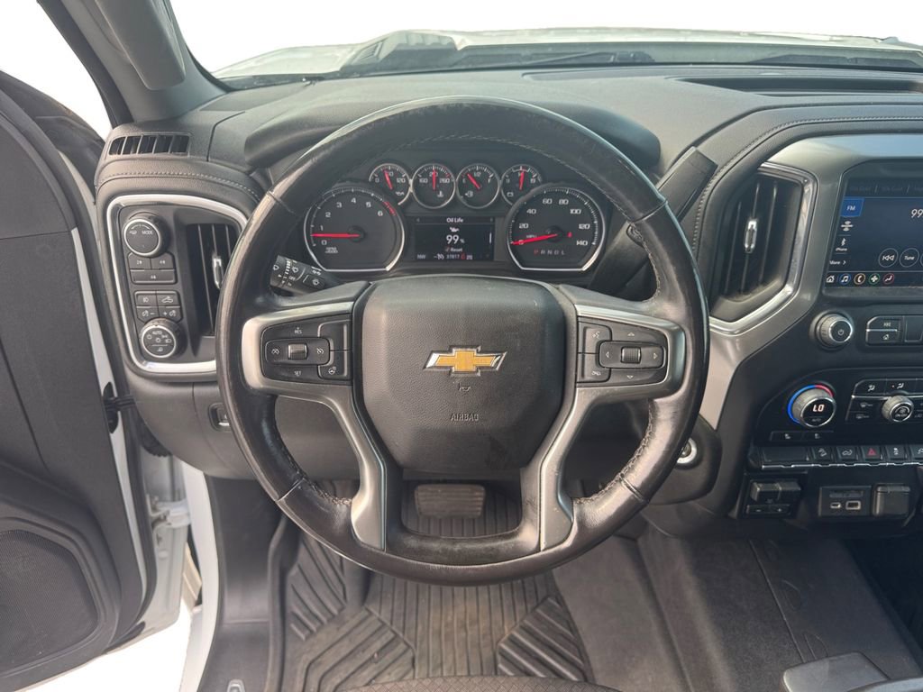 Used 2022 Chevrolet Silverado 2500 LT w/ Convenience Package image 11