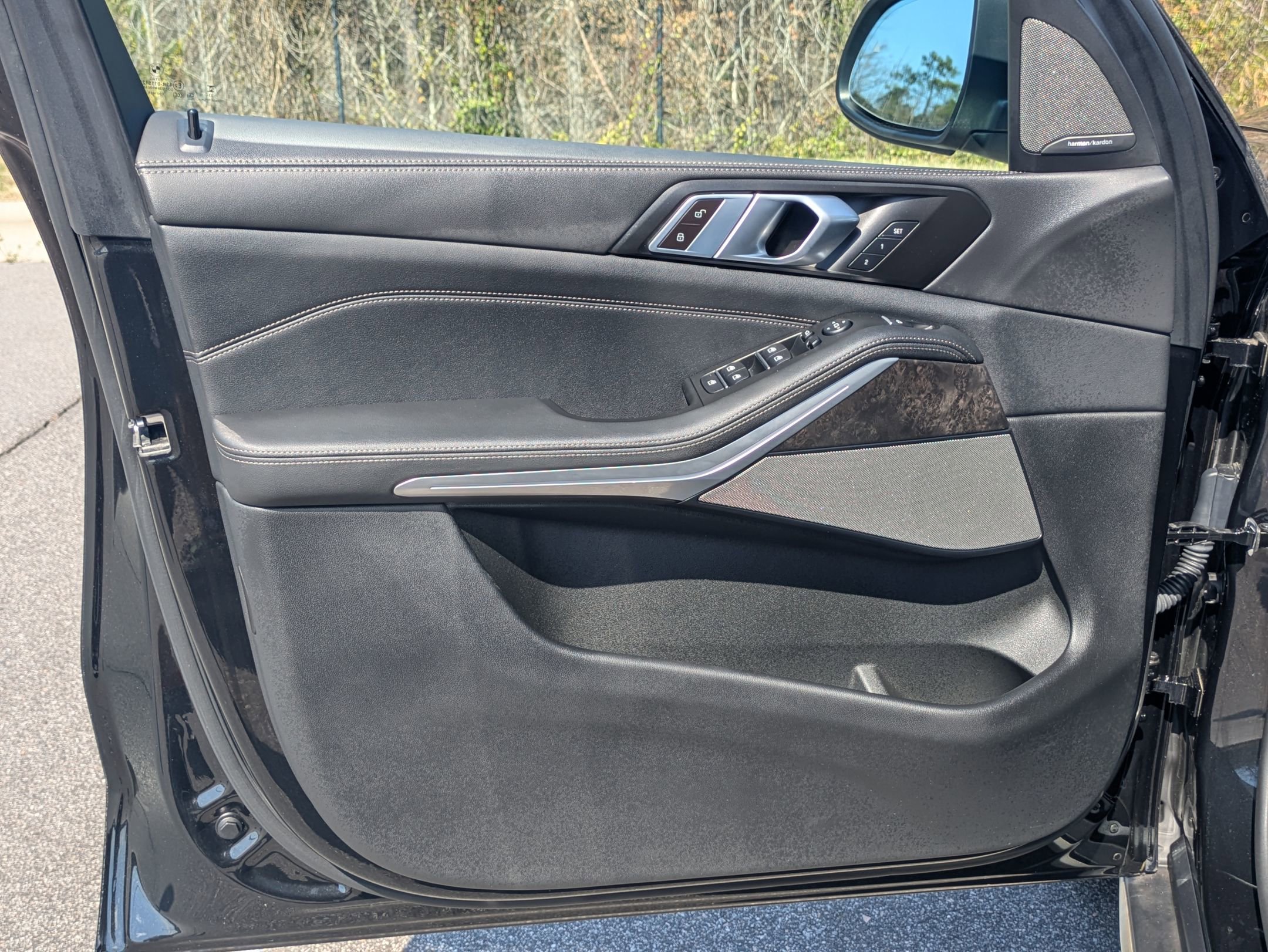 Used 2024 BMW X5 xDrive40i w/ Premium Package image 19