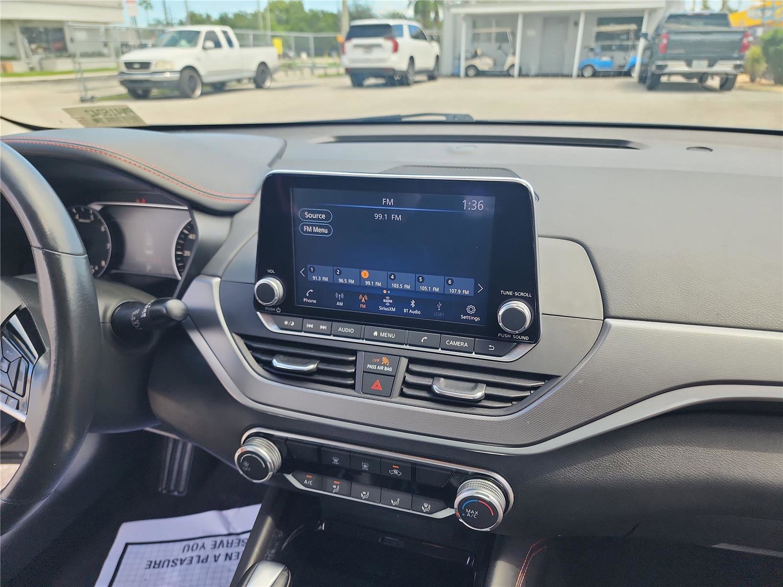 Used 2023 Nissan Altima 2.5 SR image 26
