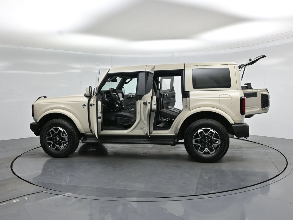 New 2026 Ford Bronco Outer Banks AWD/4WD image 34