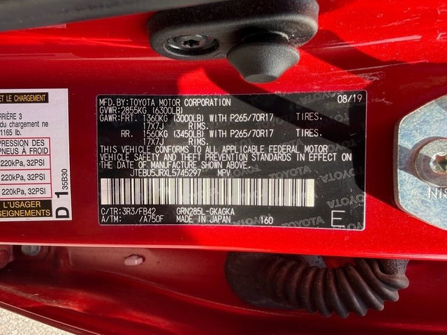 Used 2020 Toyota 4Runner SR5 AWD/4WD image 26