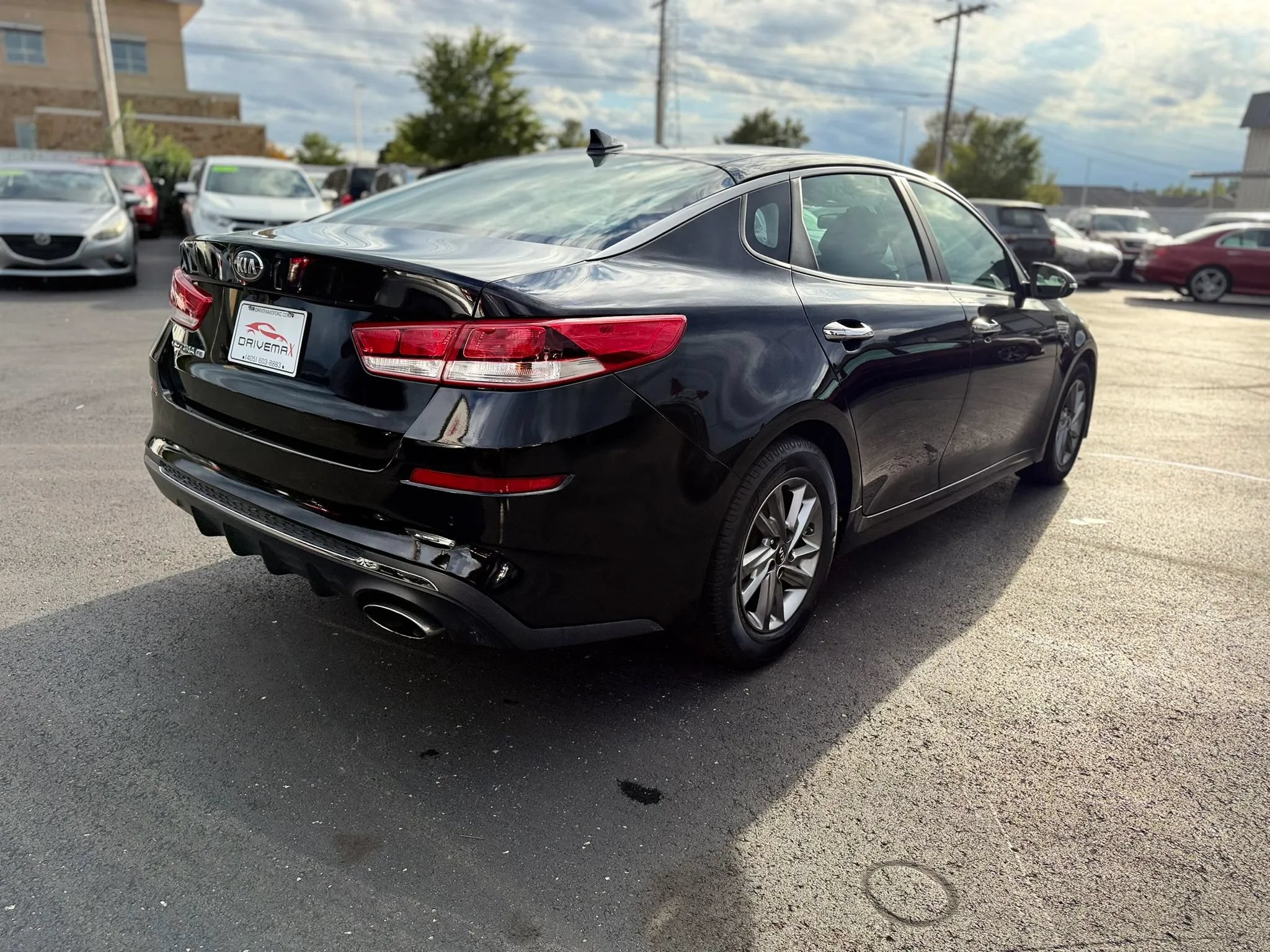 Used 2019 Kia Optima LX FWD image 3
