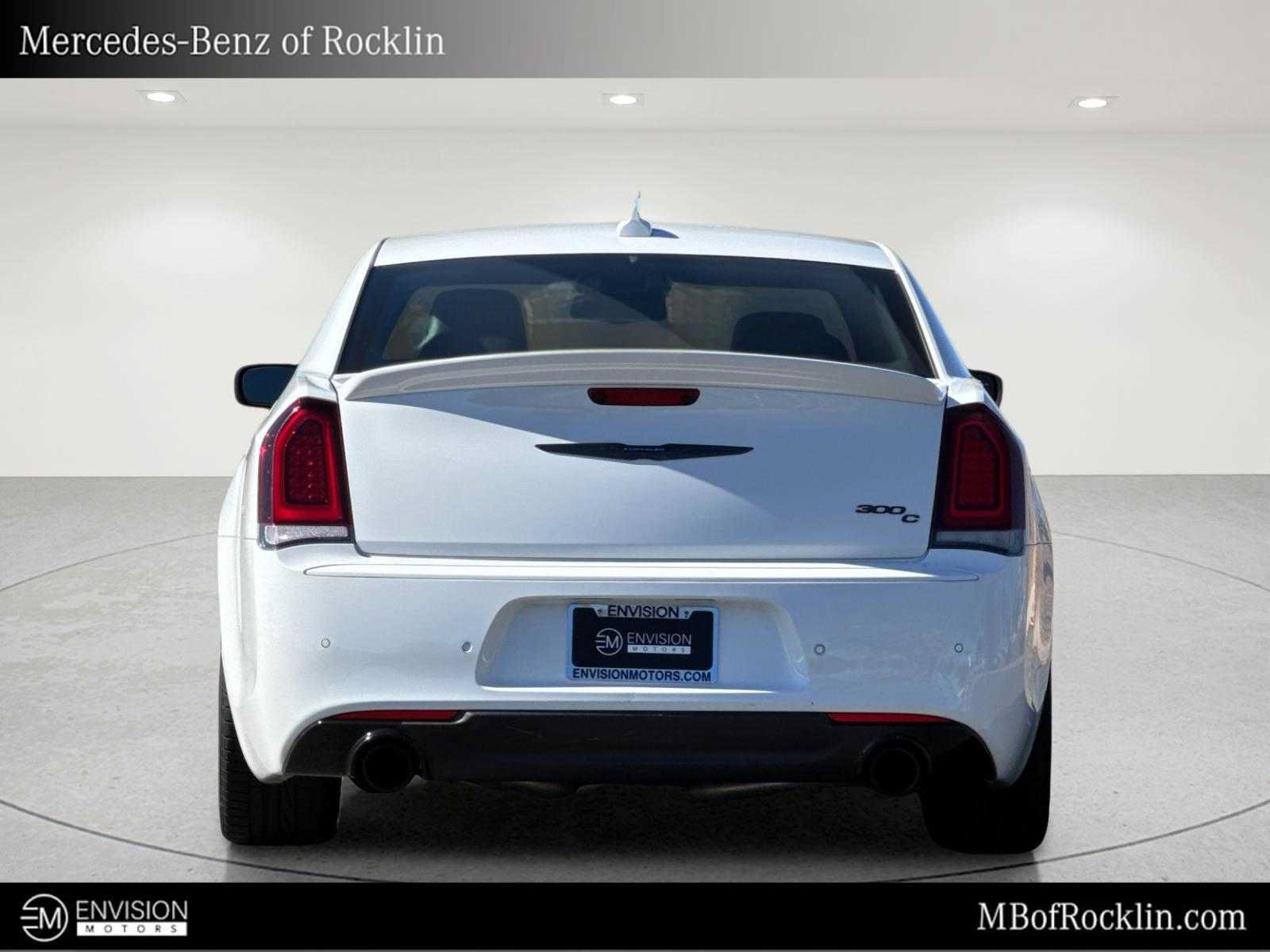 Used 2023 Chrysler 300 C RWD image 5
