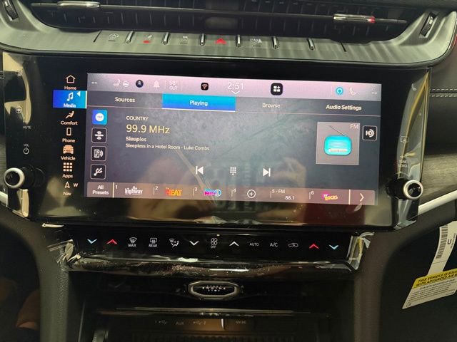 New 2026 Jeep Grand Cherokee Altitude AWD/4WD image 16