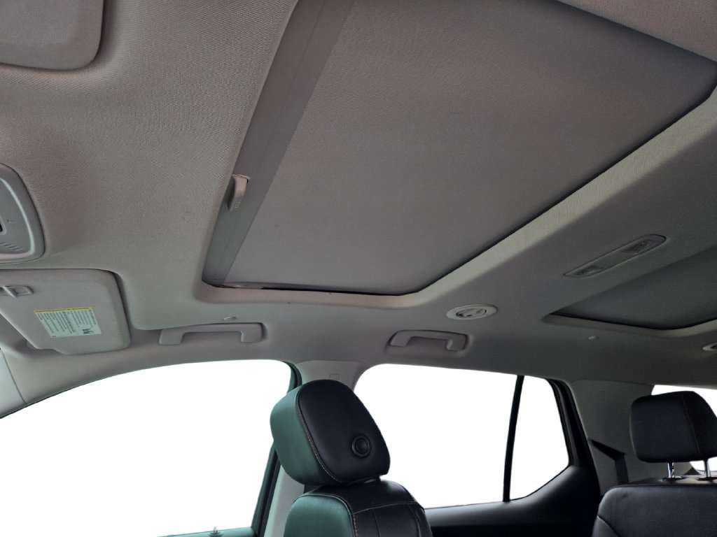 Used 2019 Chevrolet Traverse RS w/ LPO, 'HIT The Road' Package AWD/4WD image 18