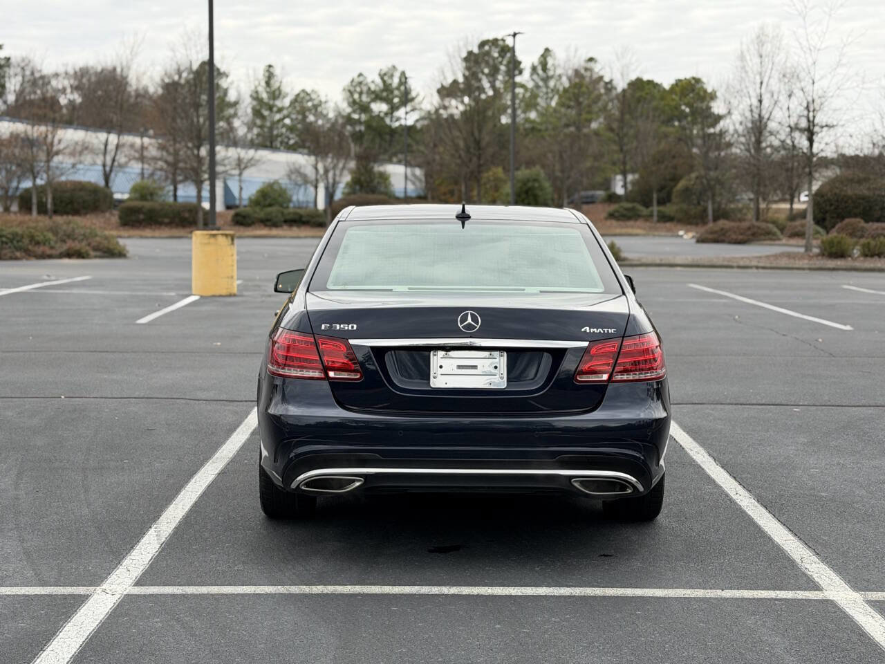 Used 2015 Mercedes-Benz E 350 E 350 4MATIC AWD 4dr Sedan image 7