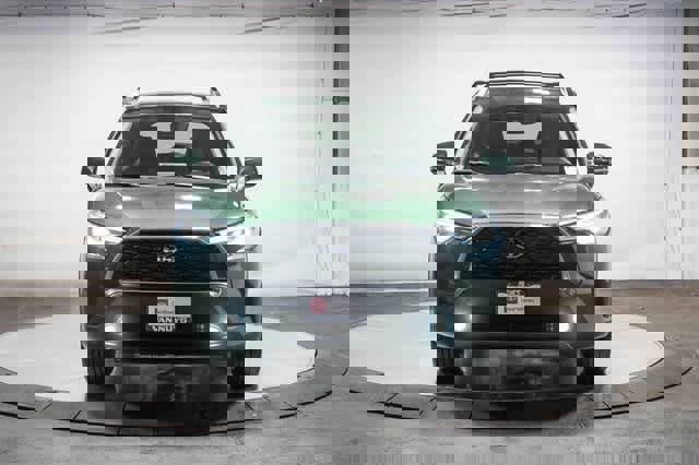 Certified 2022 Toyota Corolla Cross XLE w/ Convenience Package image 6