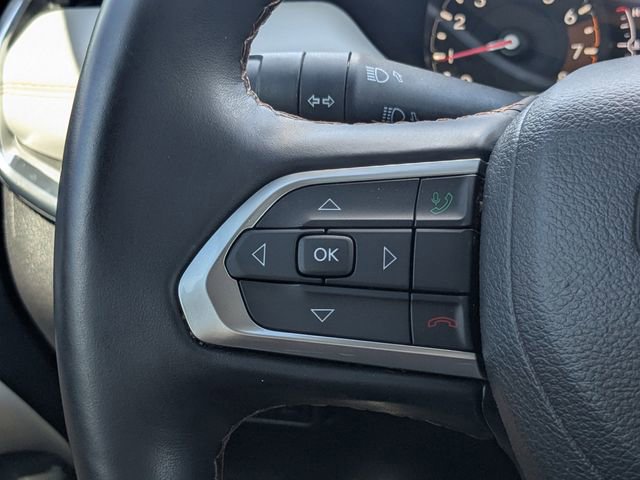 Used 2022 Jeep Compass Limited w/ Sun and Sound Group image 23