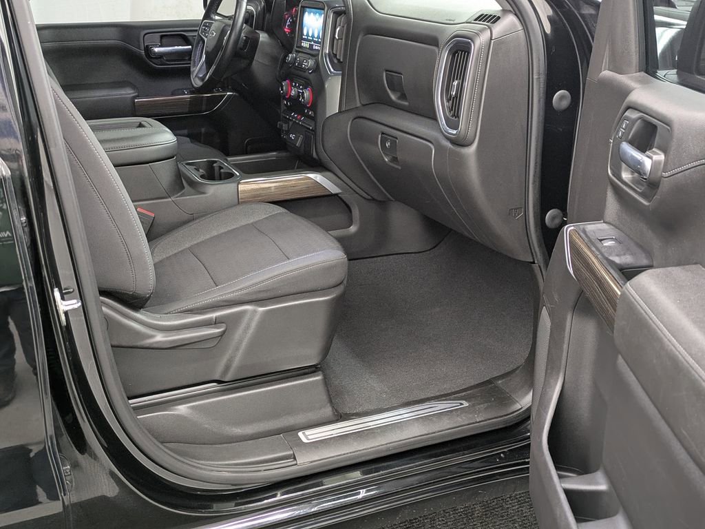 Used 2021 Chevrolet Silverado 1500 LT Trail Boss AWD/4WD image 15