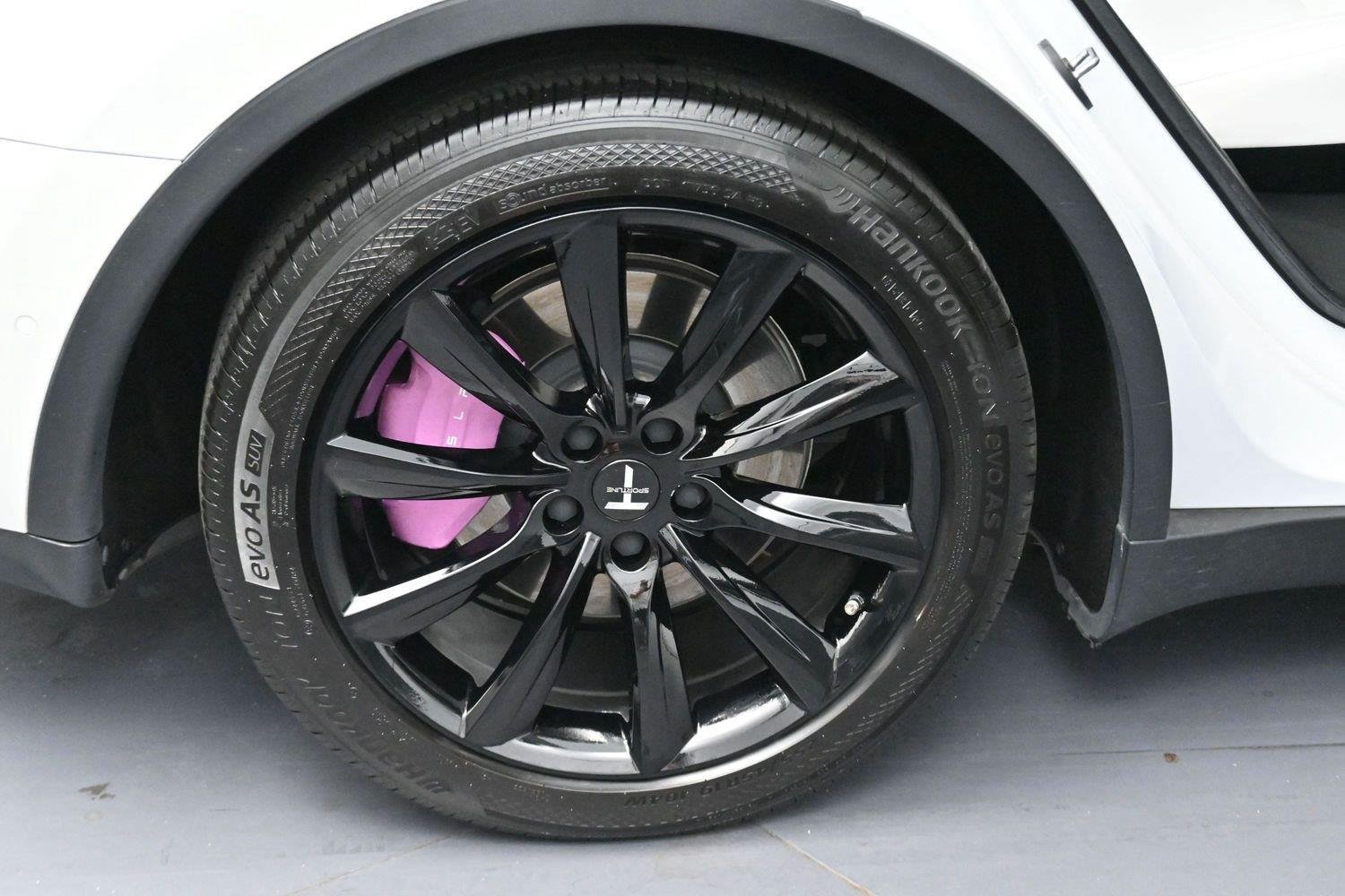 Used 2020 Tesla Model Y Performance AWD/4WD image 29