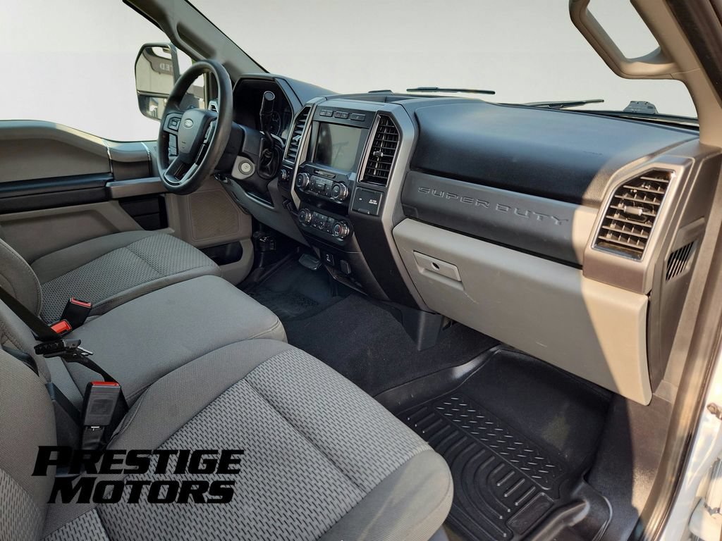 Used 2020 Ford F350 XLT w/ XLT Premium Package AWD/4WD image 23