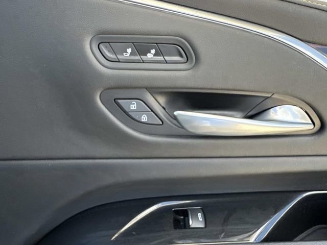 Used 2023 Cadillac Escalade ESV Luxury RWD image 10