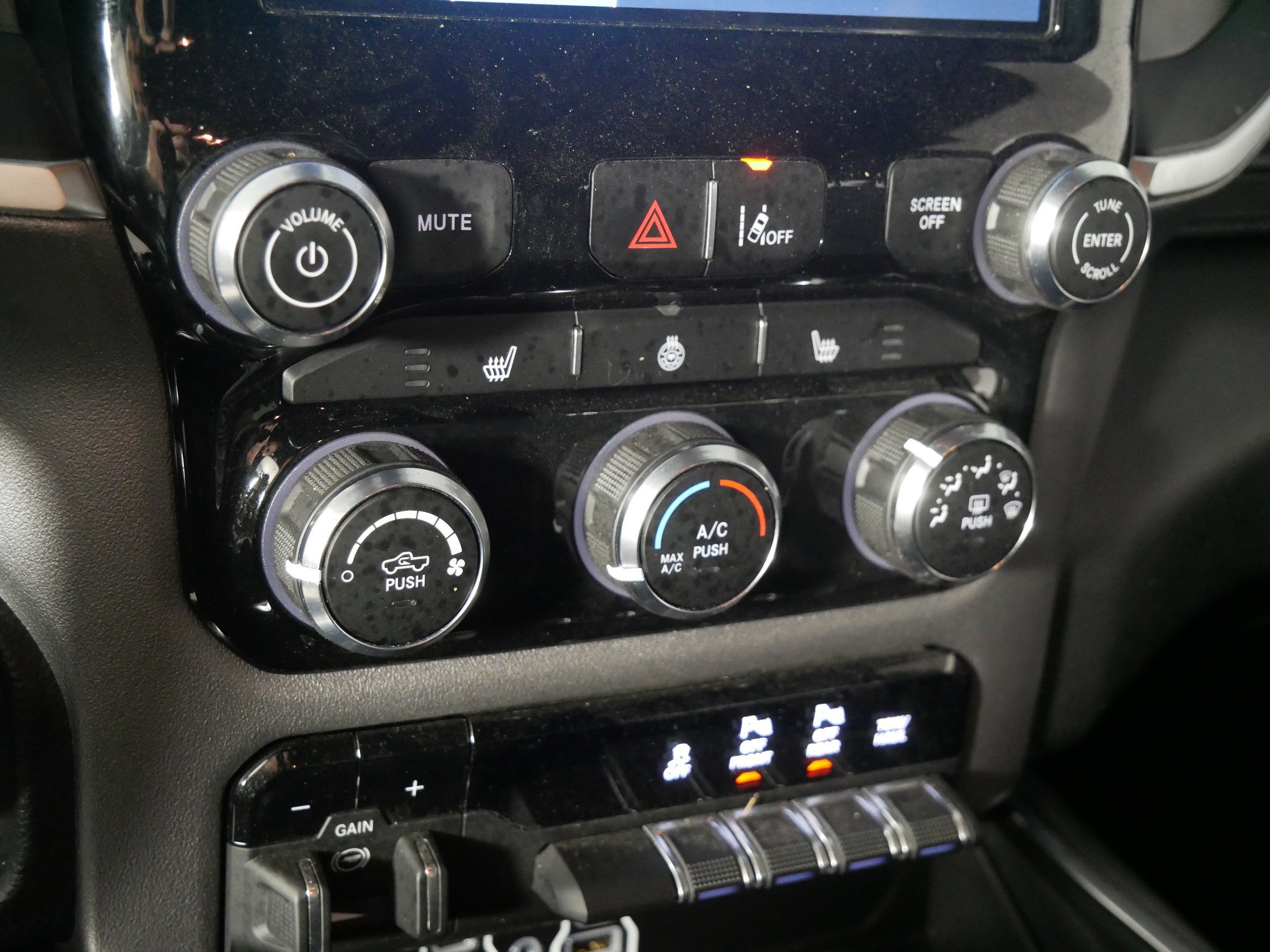 Used 2025 RAM 1500 Big Horn image 23