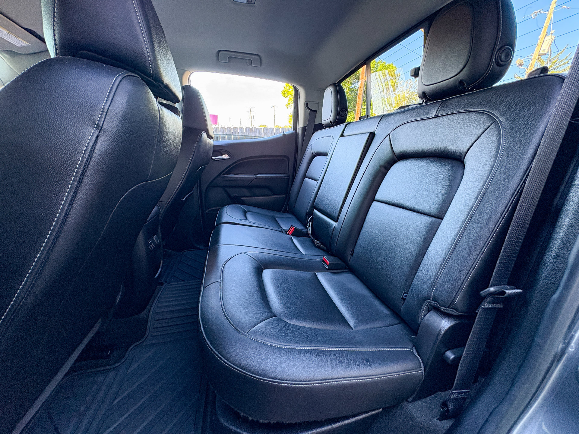 Used 2018 GMC Canyon SLT w/ Driver Alert Package AWD/4WD image 20