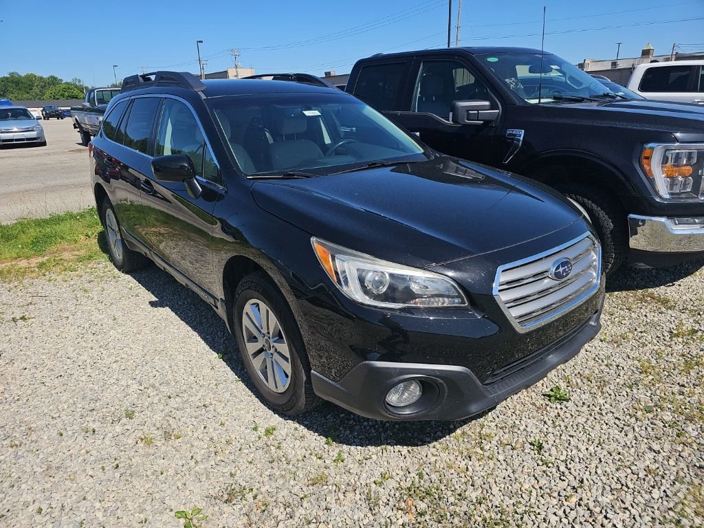 Used 2017 Subaru Outback 2.5i Premium w/ Popular Package #2 AWD/4WD image 6