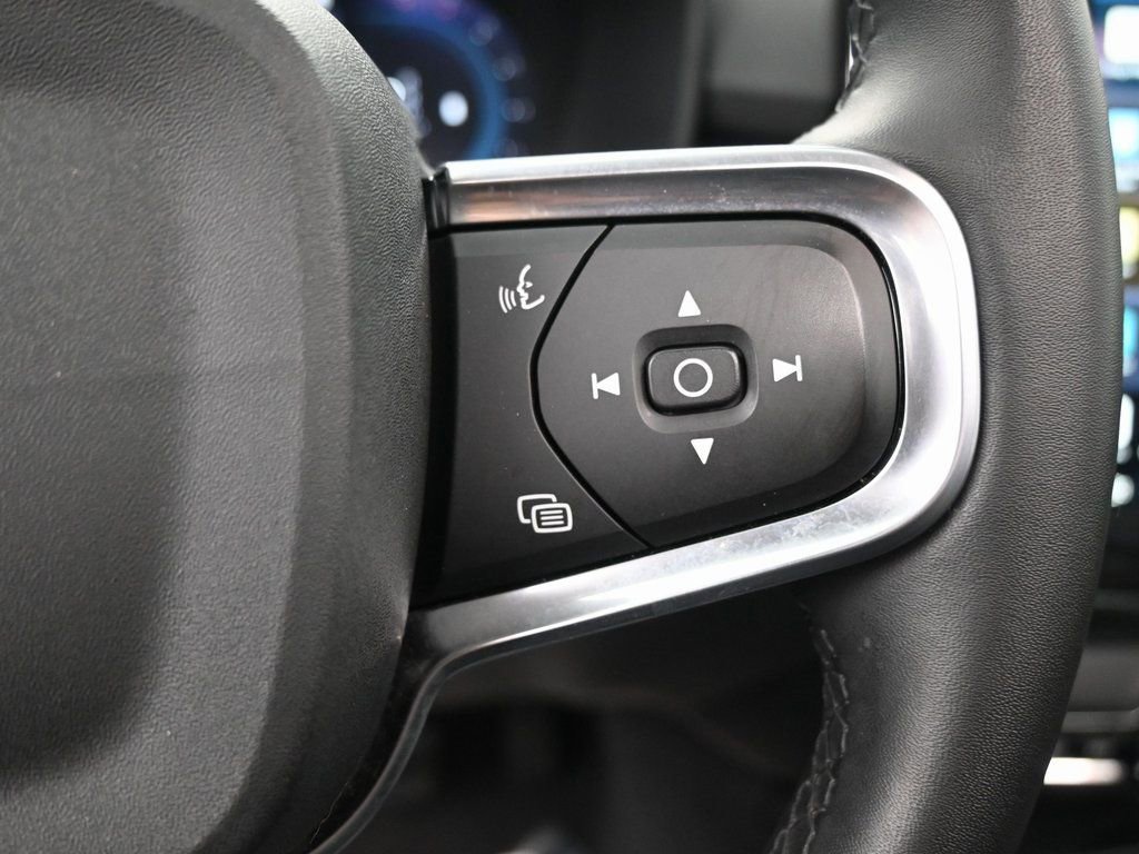 Used 2024 Volvo XC40 B5 Ultimate w/ Protection Package Premier AWD/4WD image 20