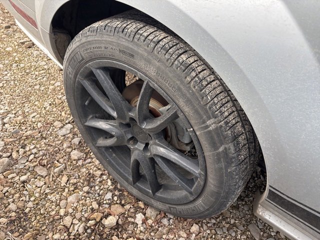 Used 2005 Ford Mustang GT Premium image 7