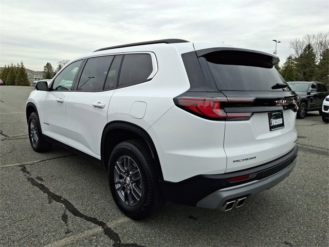 Used 2025 GMC Acadia Elevation image 5