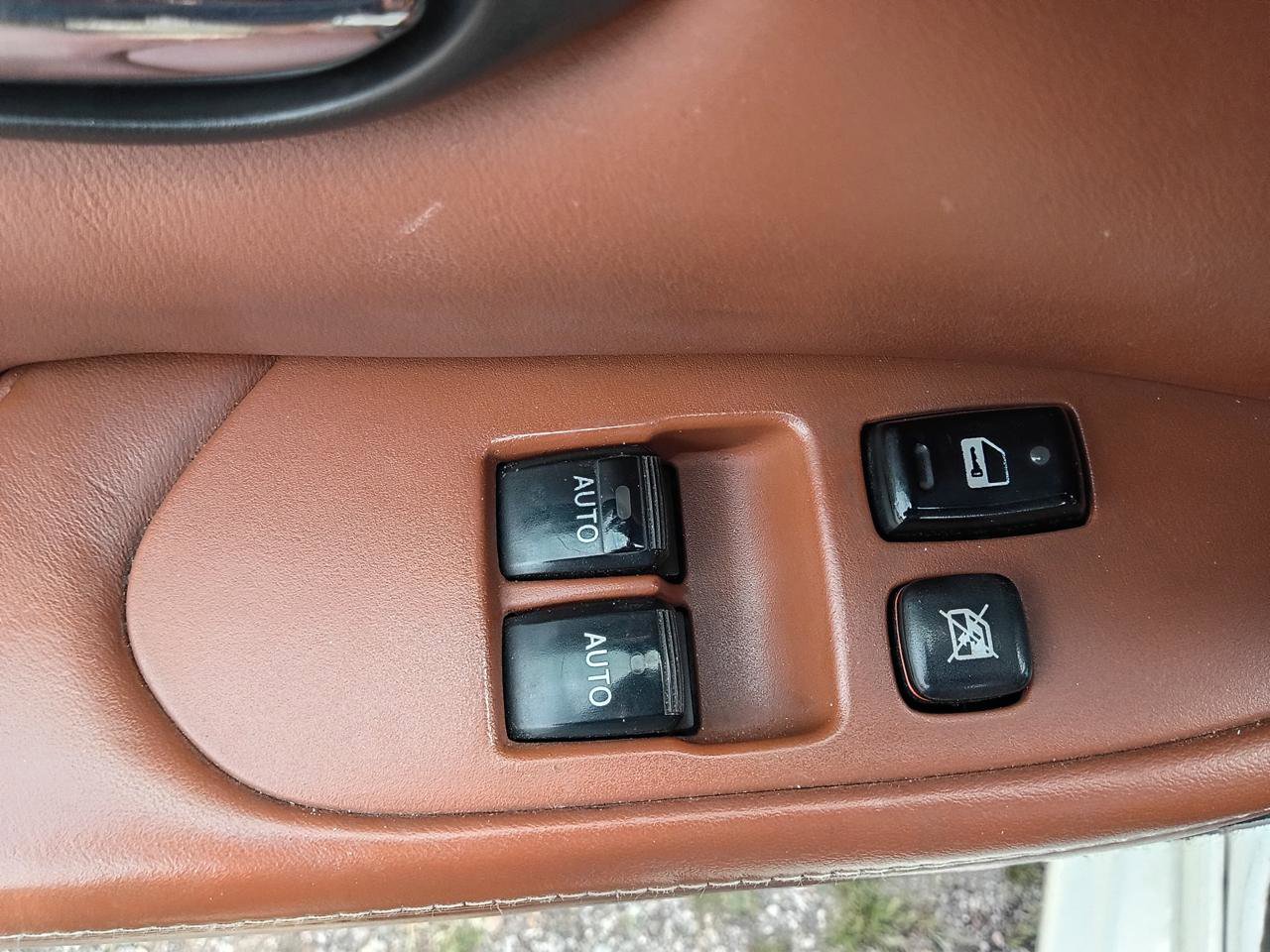 Used 2003 Lexus SC 430 Convertible RWD image 40