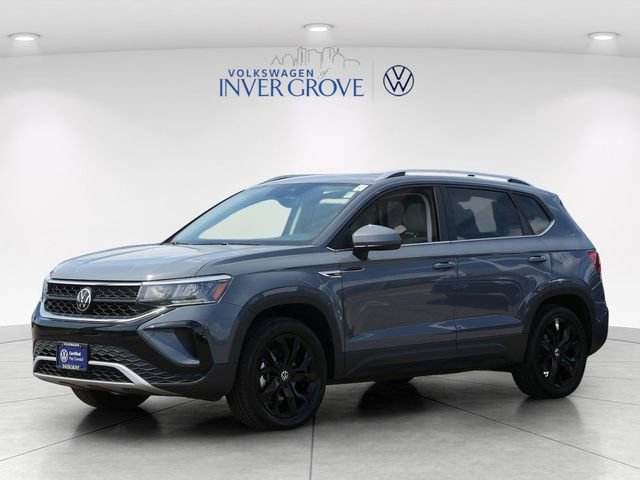Certified 2023 Volkswagen Taos SE w/ Panoramic Sunroof Package AWD/4WD image 3