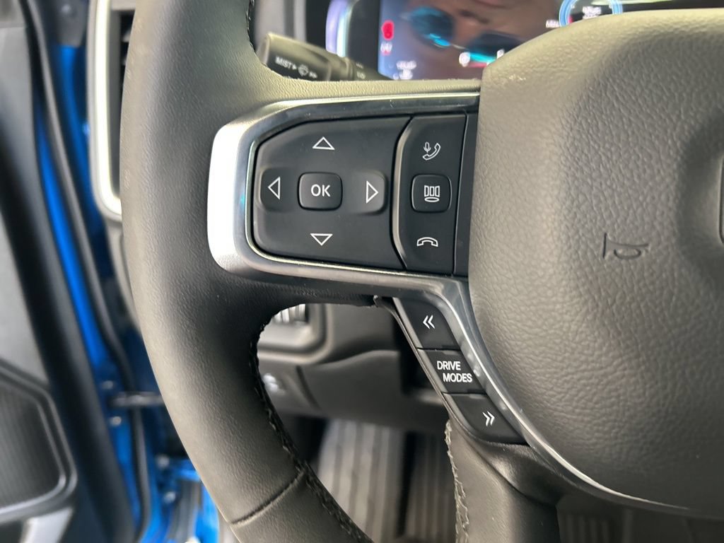 Used 2025 RAM 1500 Big Horn AWD/4WD image 54