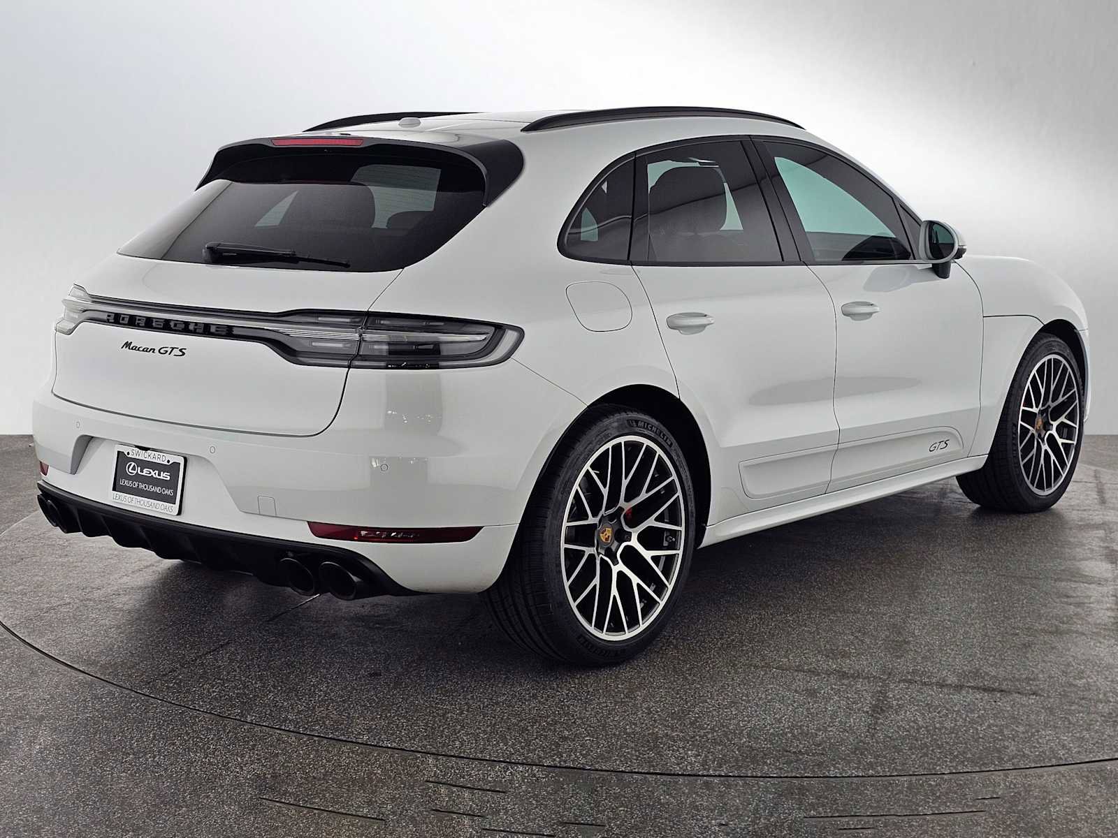 Used 2021 Porsche Macan GTS image 3