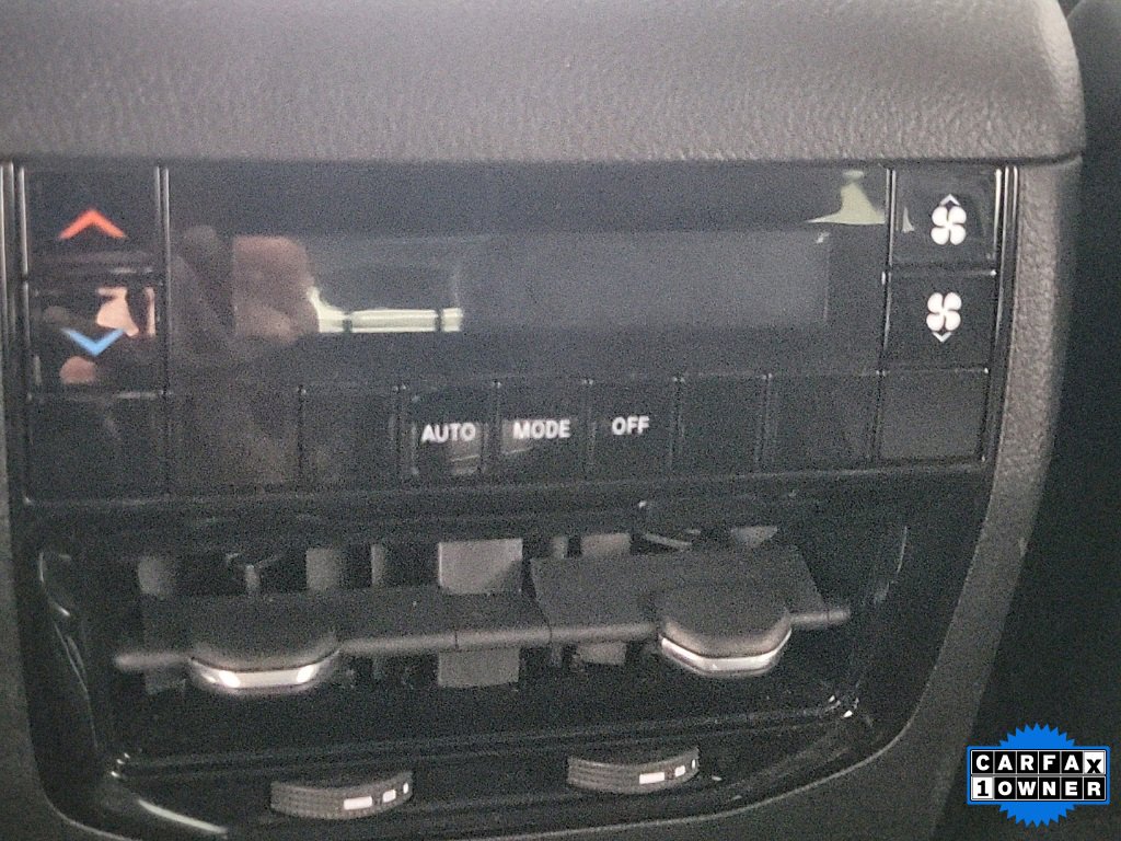 Used 2022 Jeep Grand Cherokee L Laredo w/ Luxury Tech Group I image 17