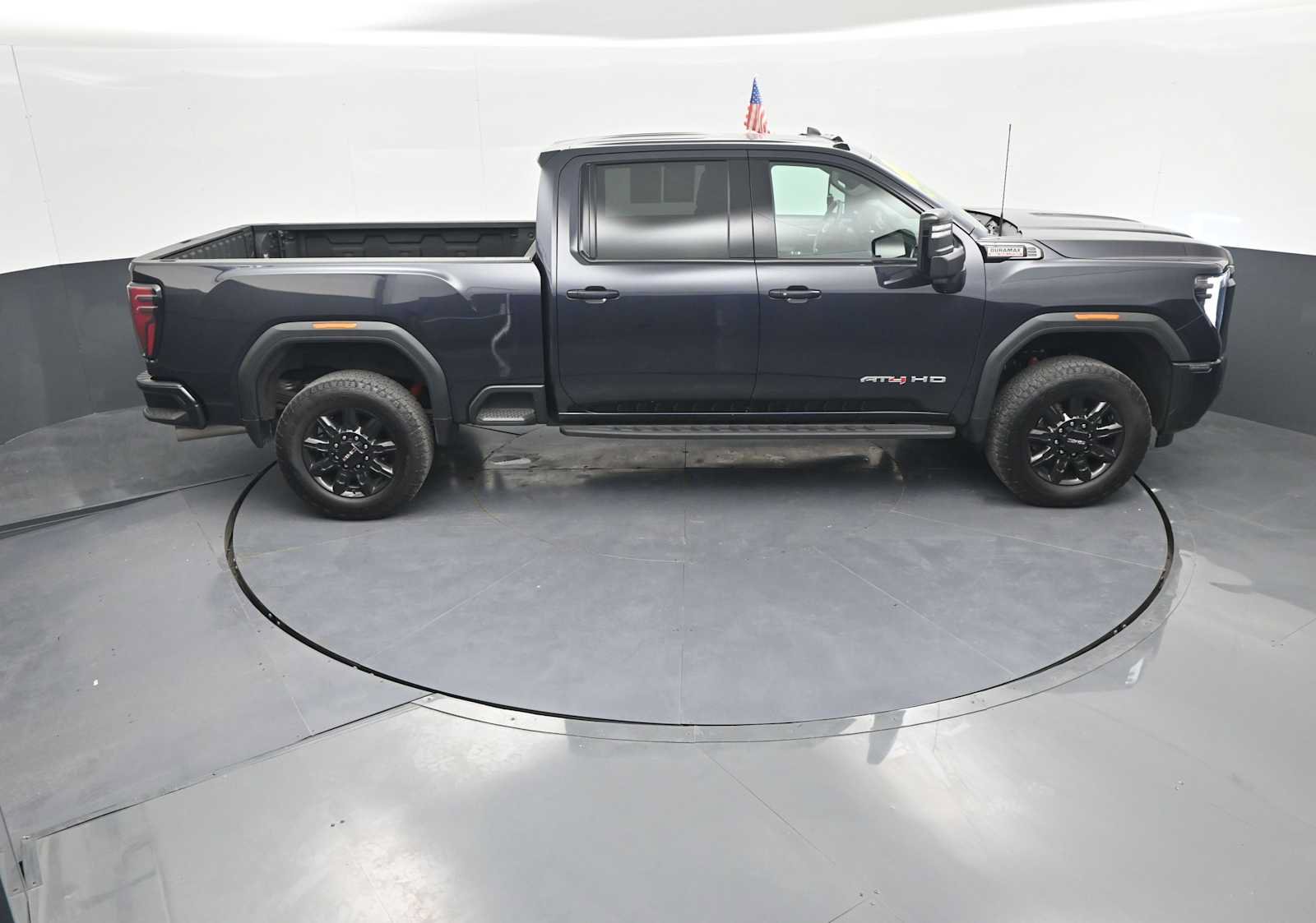 Used 2024 GMC Sierra 2500 AT4 w/ AT4 Premium Plus Package AWD/4WD image 35