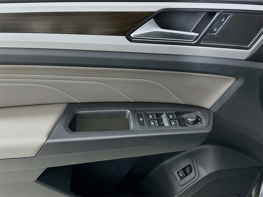 Used 2023 Volkswagen Atlas SE w/ Panoramic Sunroof Package image 21