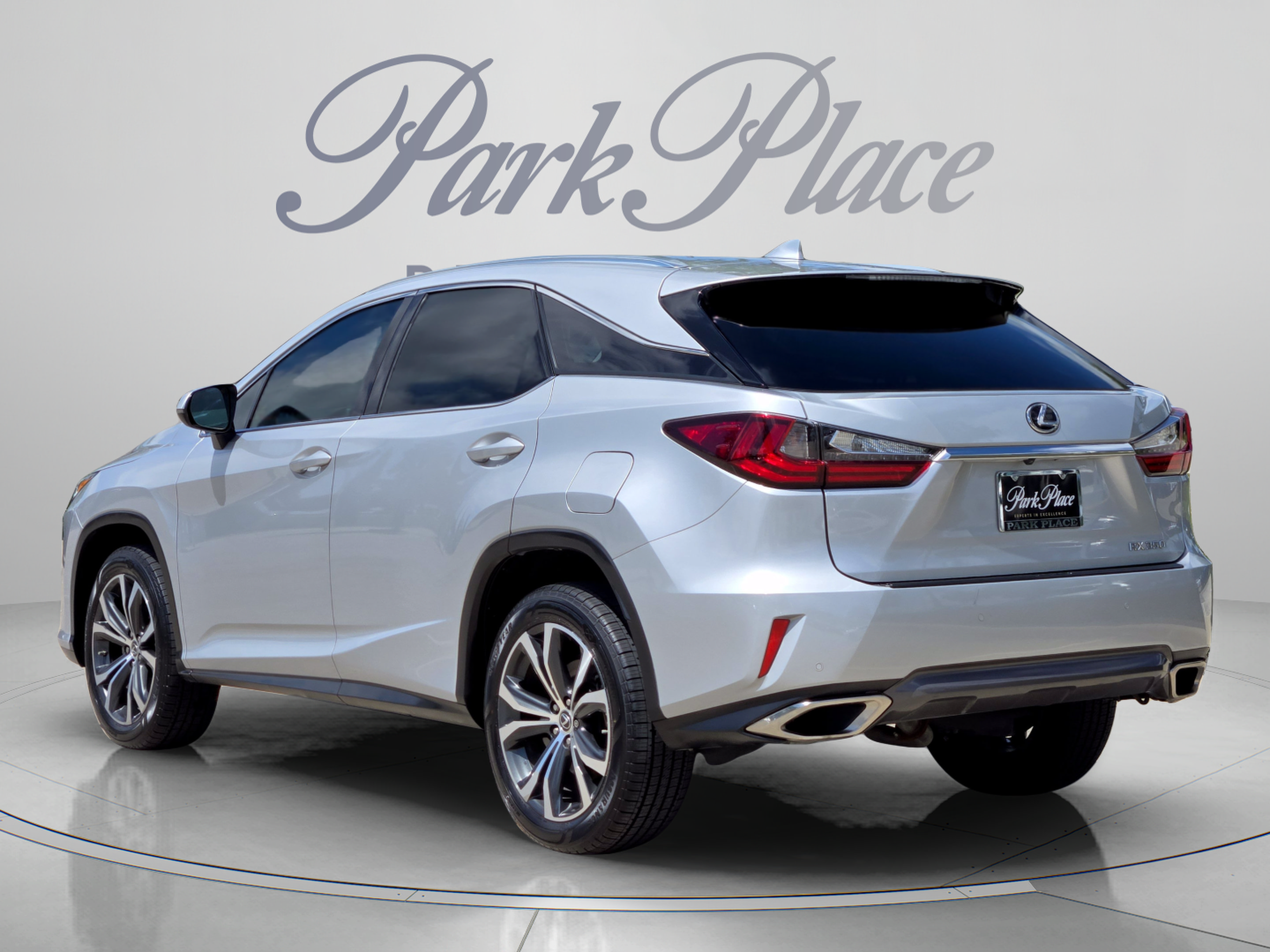 Used 2018 Lexus RX 350 FWD w/ Premium Package image 3
