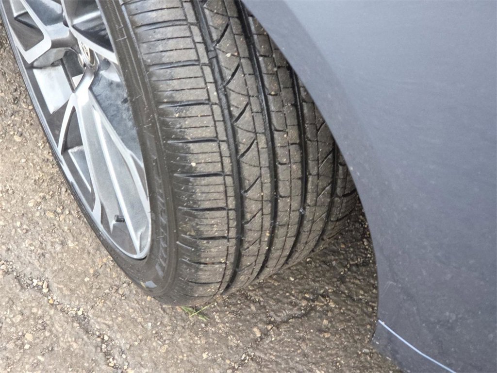 Used 2021 Toyota Corolla SE image 8