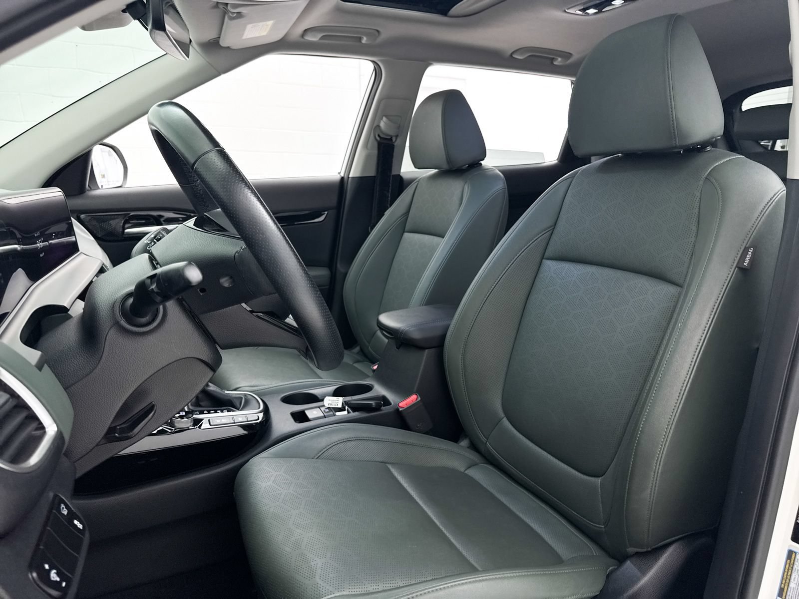 Certified 2024 Kia Seltos SX w/ SX Sunroof Package AWD/4WD image 22