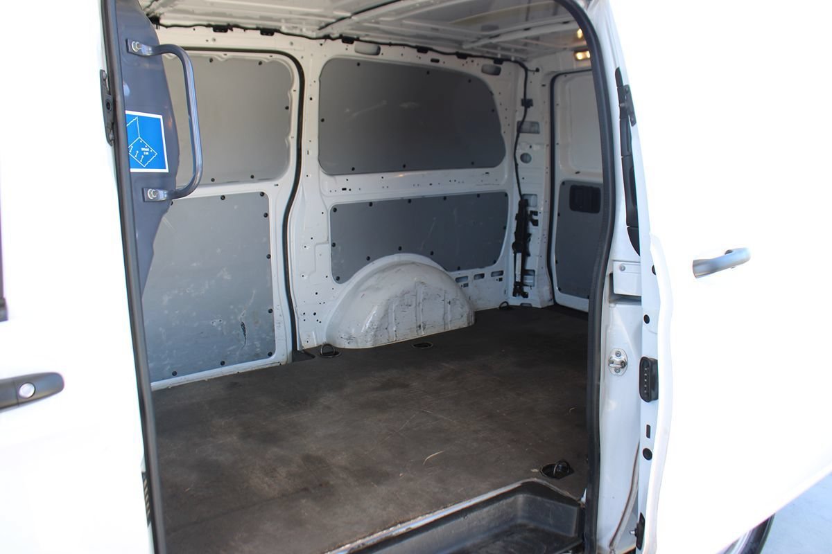 Used 2022 Mercedes-Benz Metris image 33