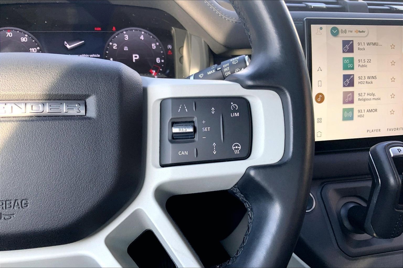 Used 2024 Land Rover Defender 130 S image 24
