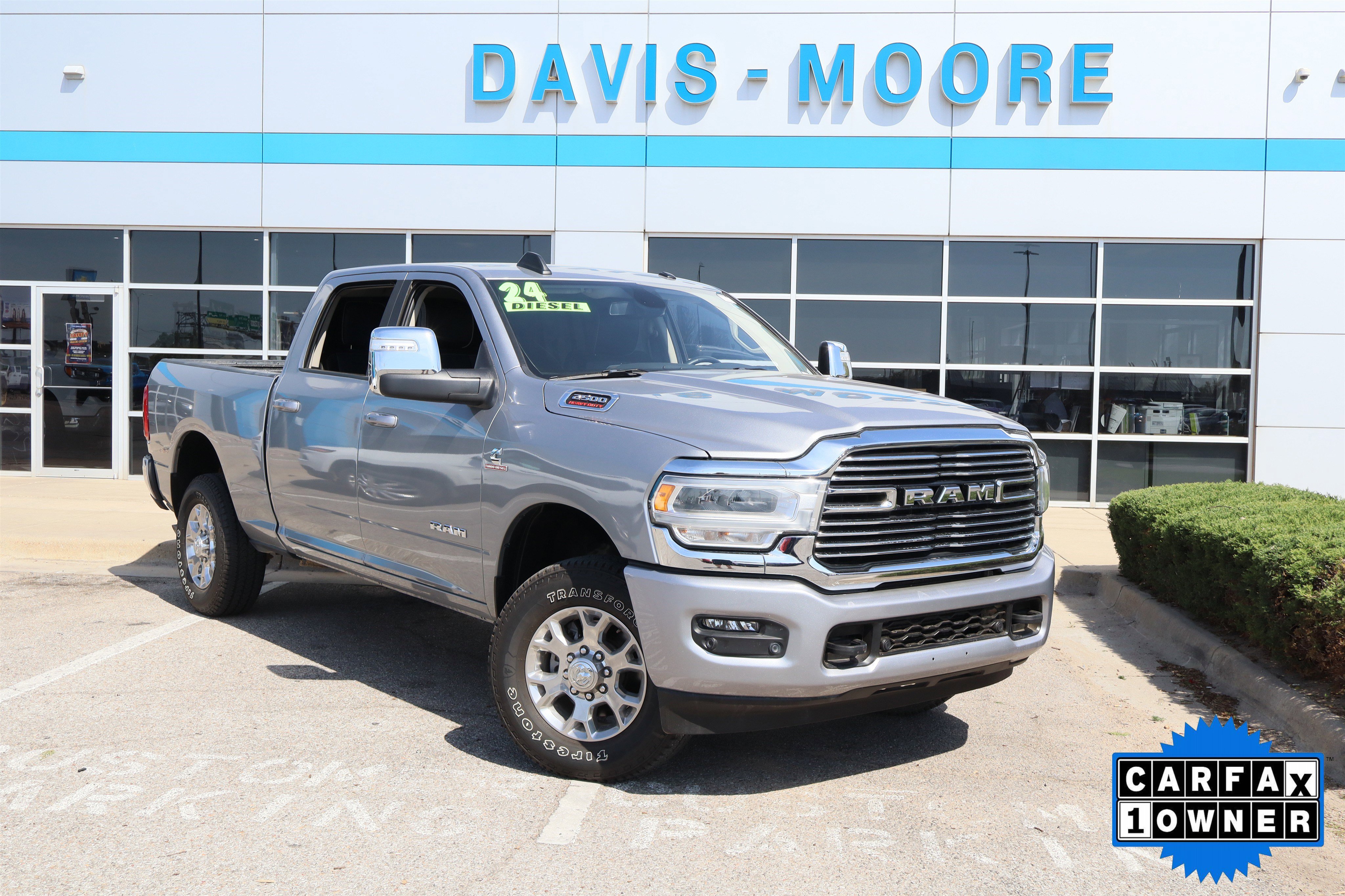 Used 2024 RAM 2500 Laramie image 2