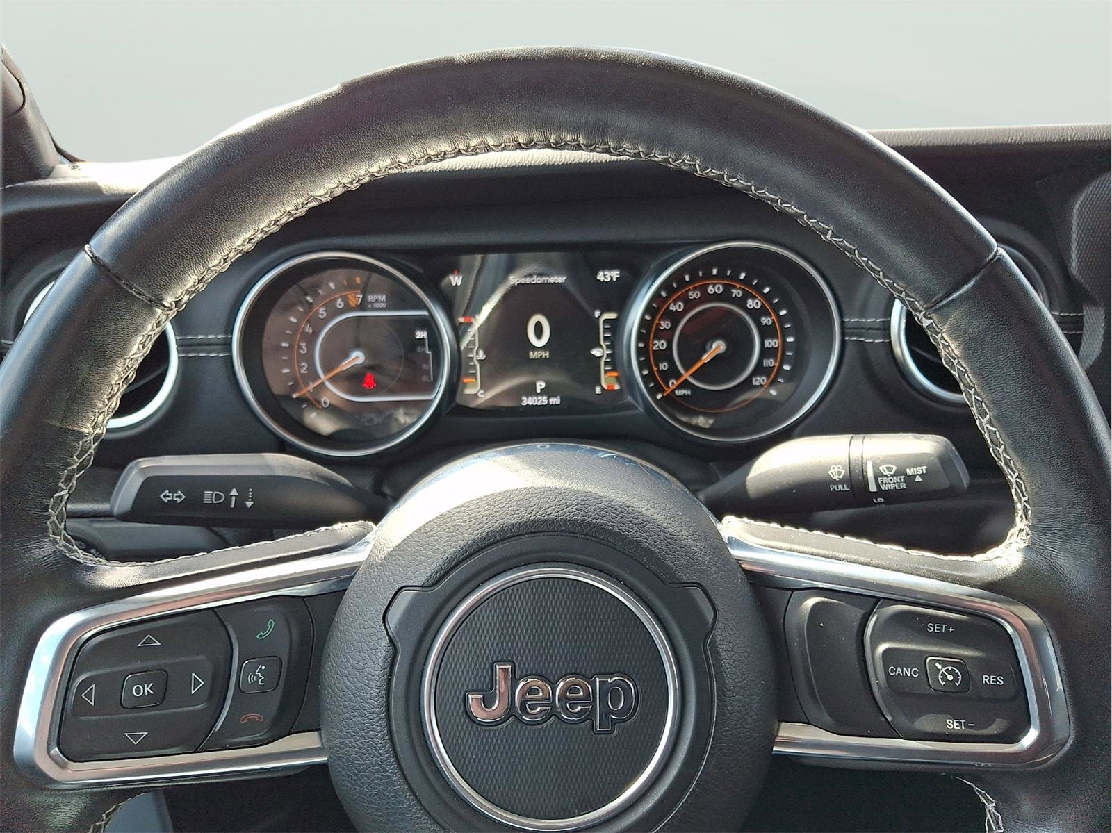 Used 2022 Jeep Gladiator Overland w/ Popular Equipment Package image 21