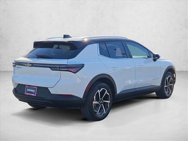 New 2026 Chevrolet Equinox EV LT image 2