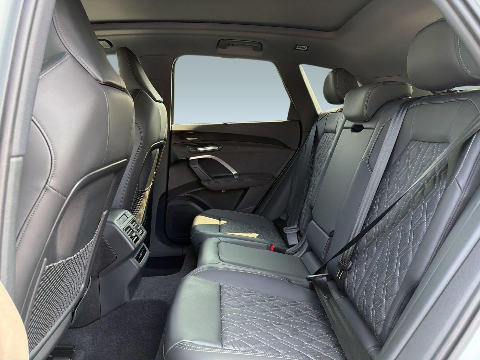 New 2026 Audi SQ5 Premium Plus AWD/4WD image 22