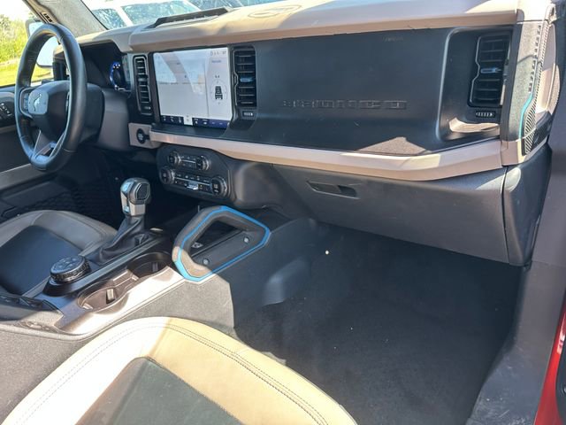 Used 2023 Ford Bronco Wildtrak image 9