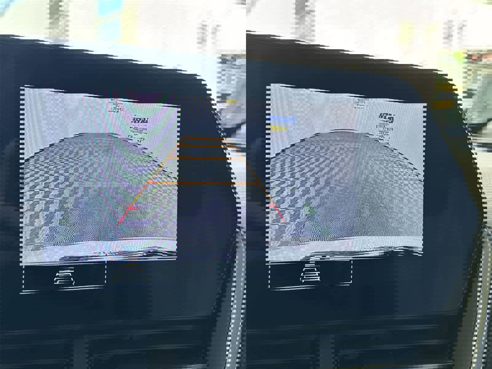 Used 2024 Chevrolet Trax LS image 17