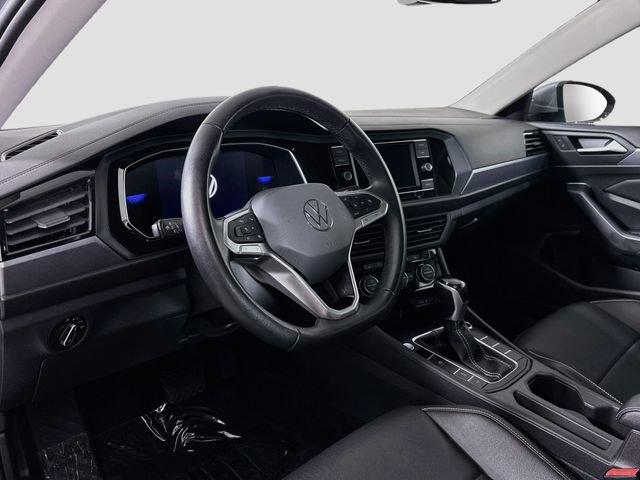 Certified 2024 Volkswagen Jetta SE FWD image 9