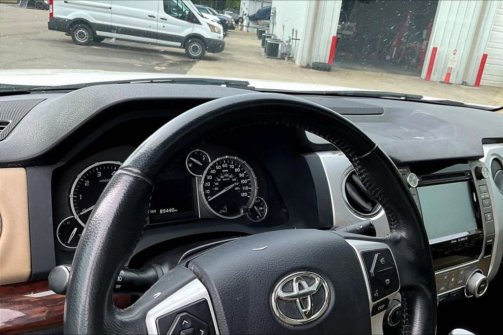 Used 2017 Toyota Tundra Limited w/ Limited Premium Package AWD/4WD image 10