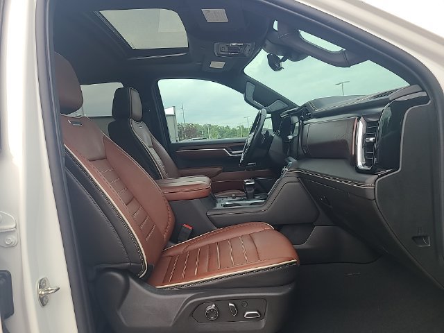 Used 2023 GMC Sierra 1500 Denali Ultimate AWD/4WD image 30